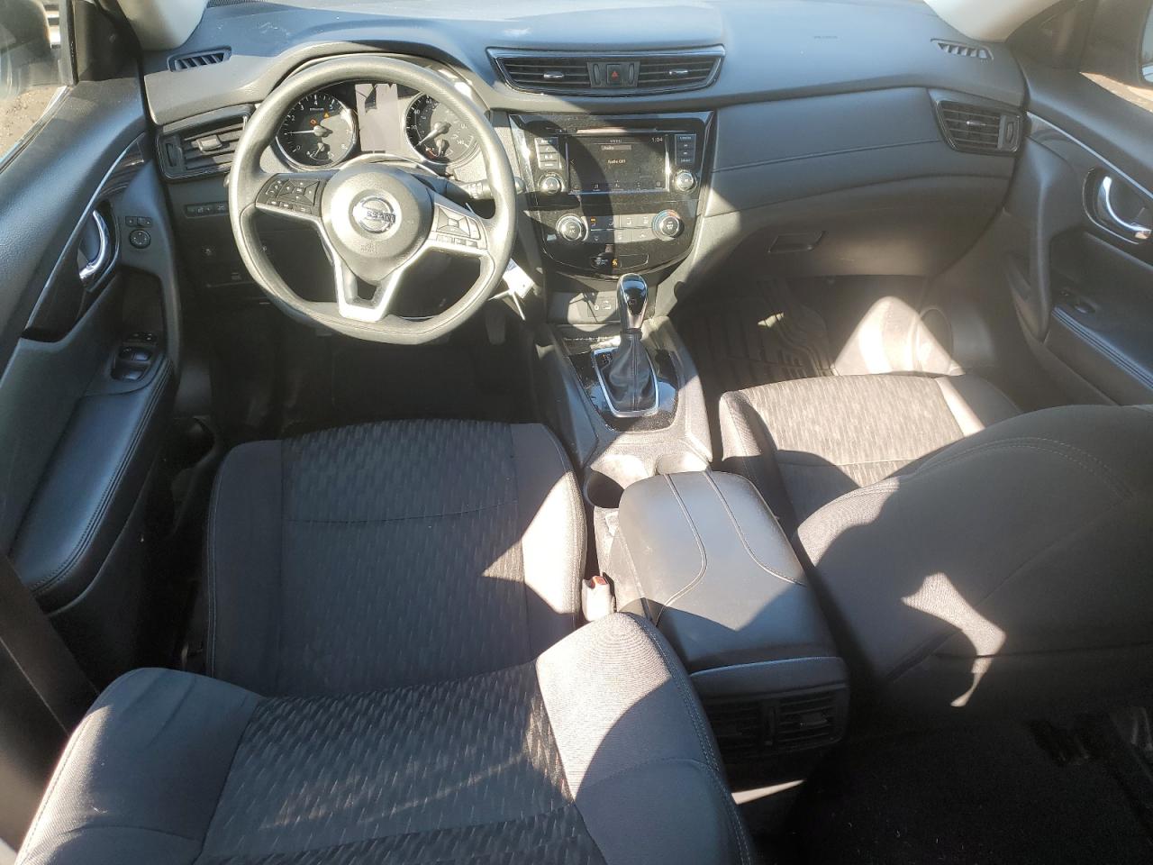 2018 Nissan Rogue - Image 8