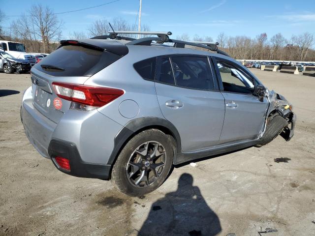  SUBARU CROSSTREK 2018 Серебристый