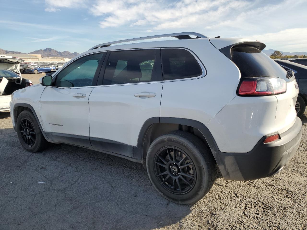 2019 Jeep Grand Cherokee - Image 2