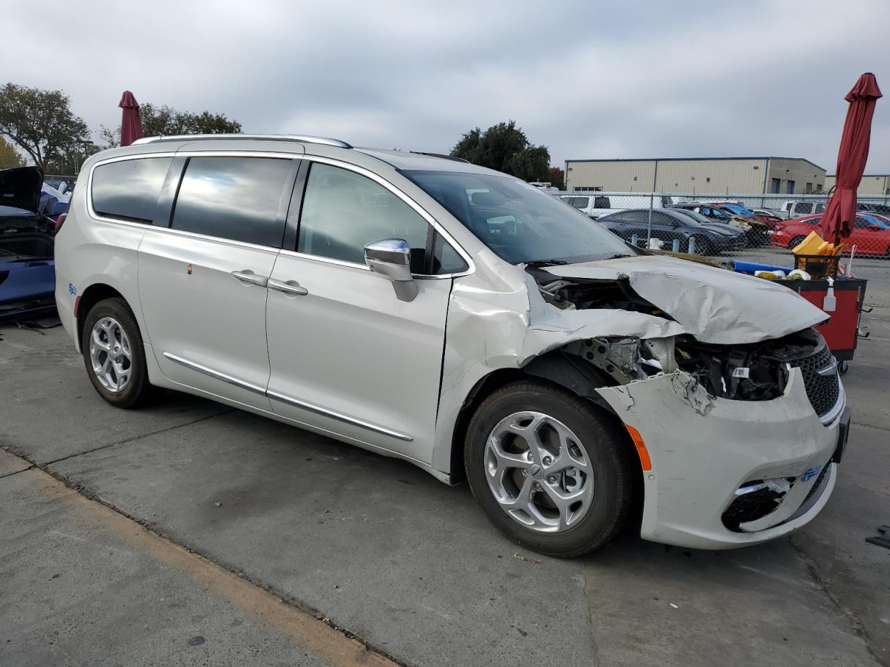 2021 Chrysler Pacifica - Image 4