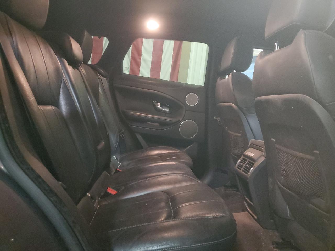 2016 Land Rover Range Rover - Image 11