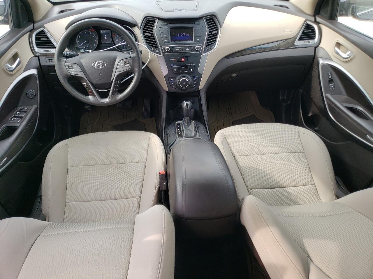 2017 Hyundai Santa Fe - Image 8