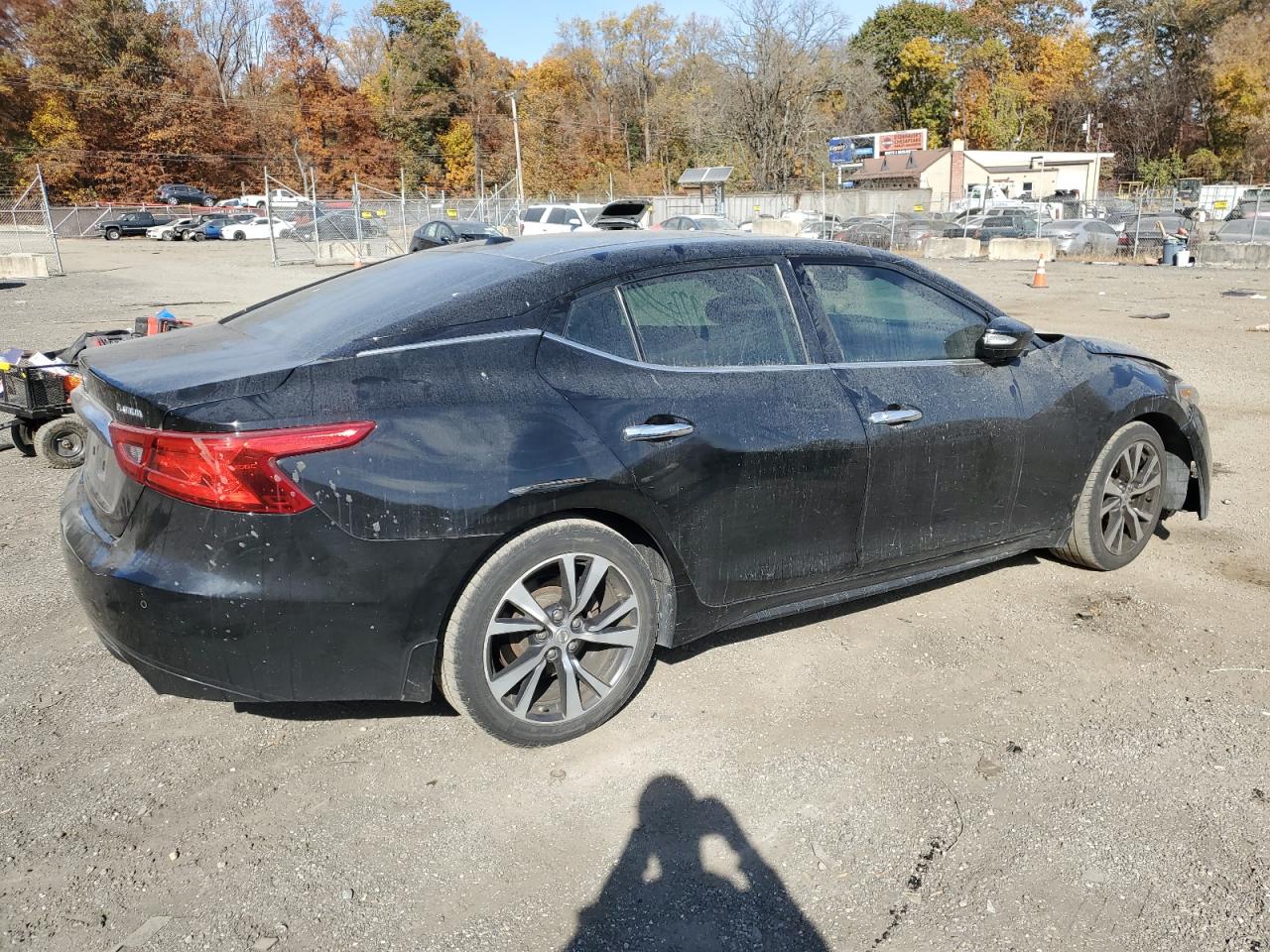 2016 Nissan Maxima - Image 3