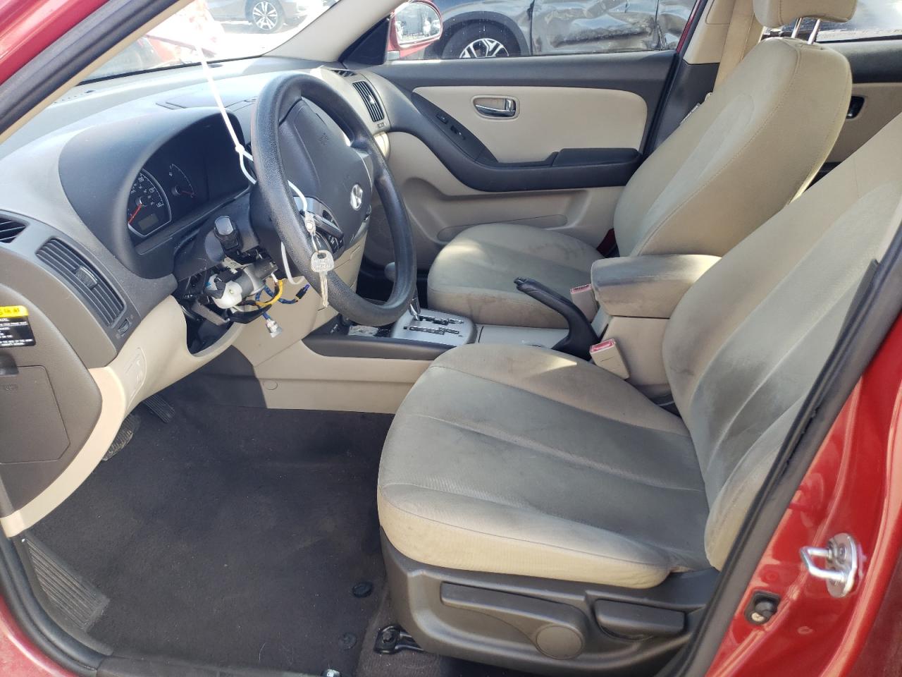 2010 Hyundai Elantra - Image 7