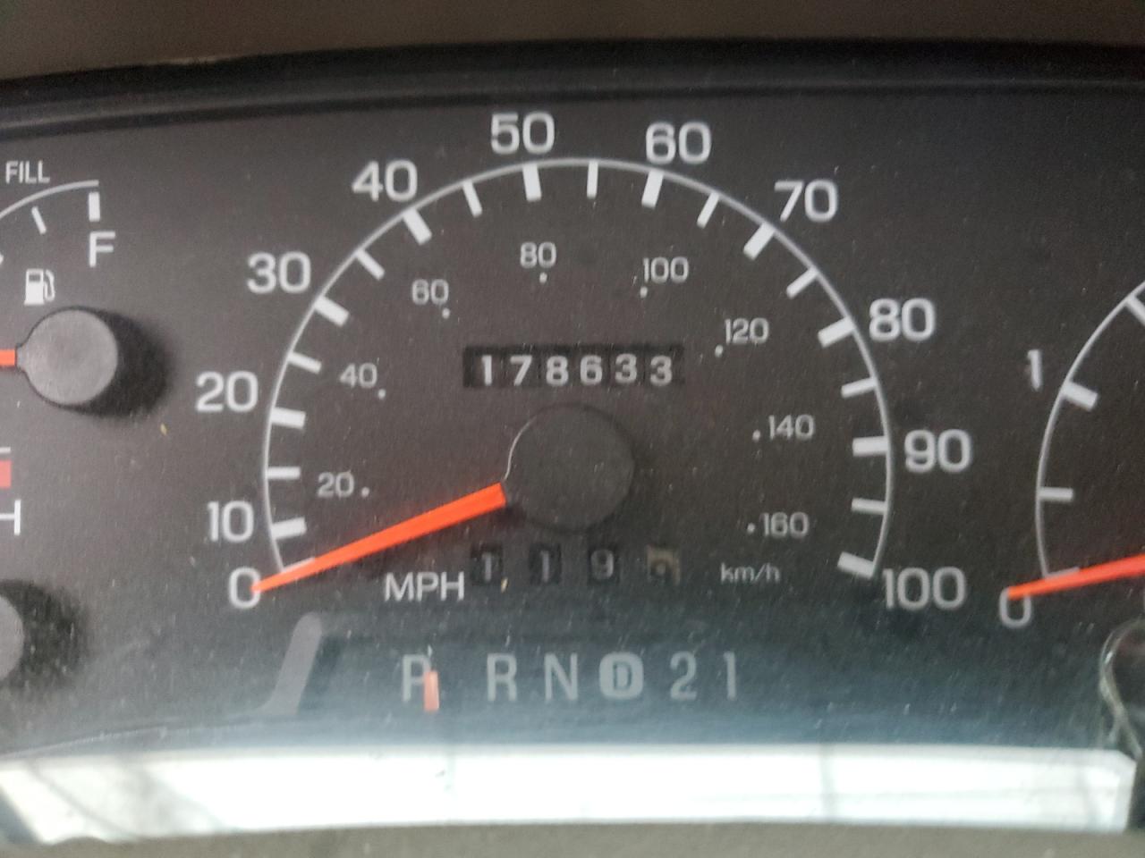 2000 Ford F350 Srw Super Duty VIN: 1FTSW30F0YEA87913 Lot: 81526304