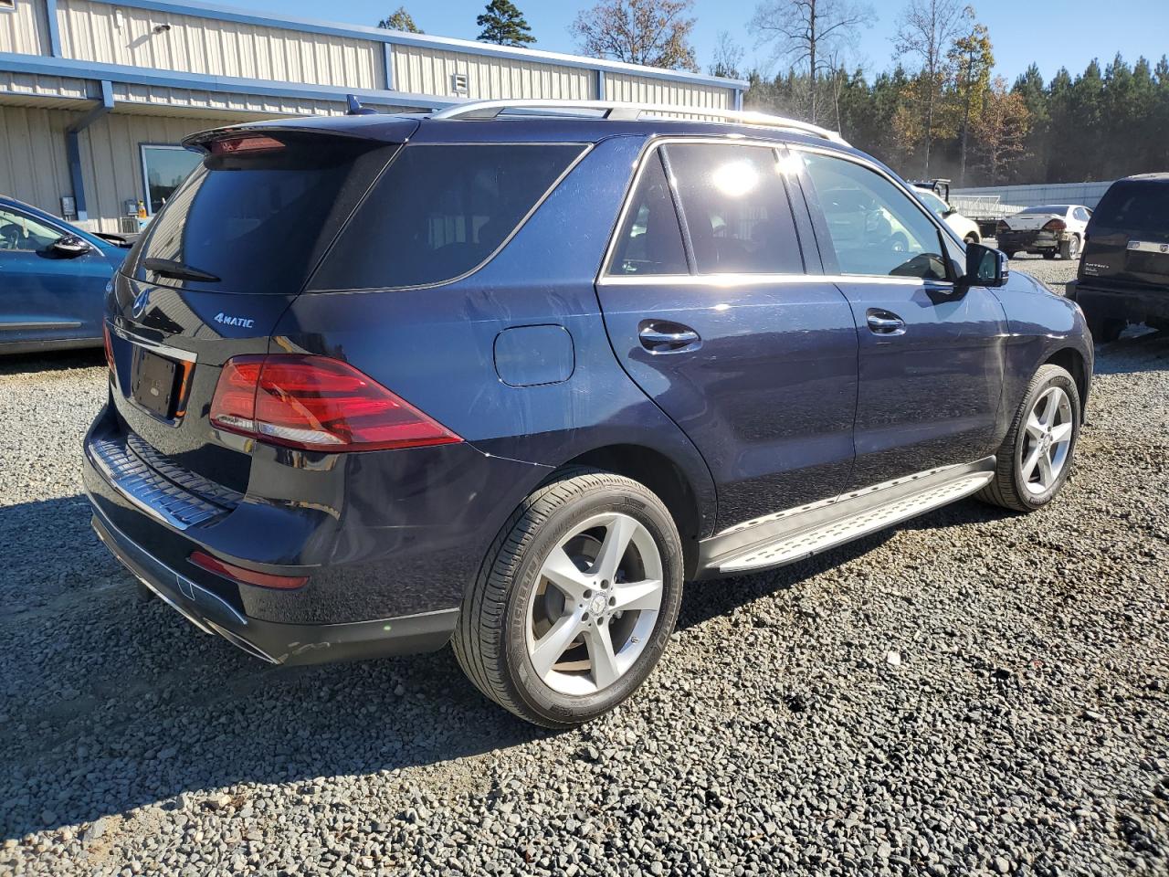 VIN 4JGDA5HB4GA757789 2016 MERCEDES-BENZ GLE-CLASS no.3