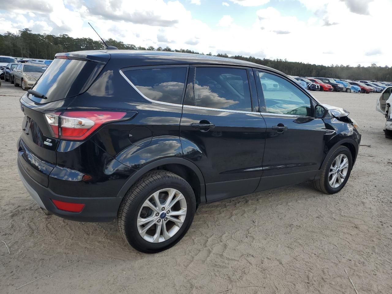 2017 Ford Escape - Image 3