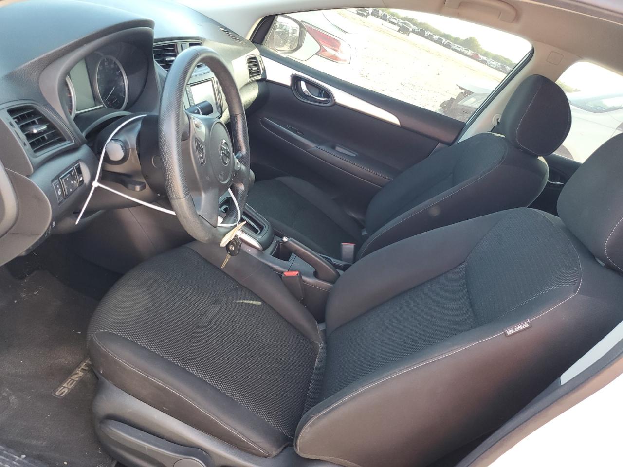 2019 Nissan Sentra - Image 7