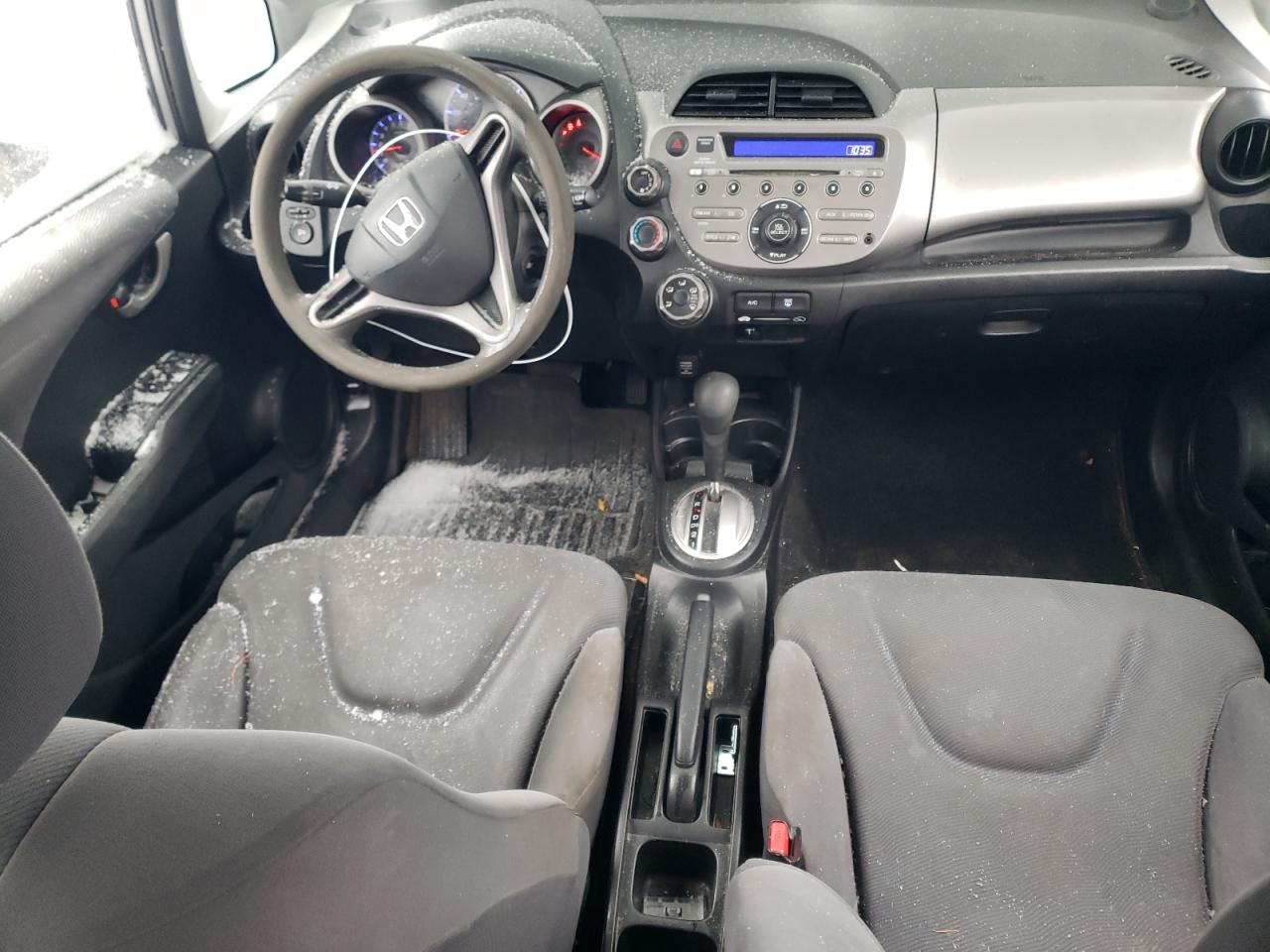 2009 Honda Fit - Image 8