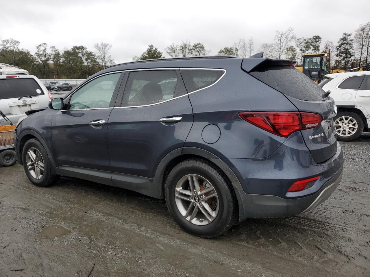 2017 Hyundai Santa Fe - Image 2