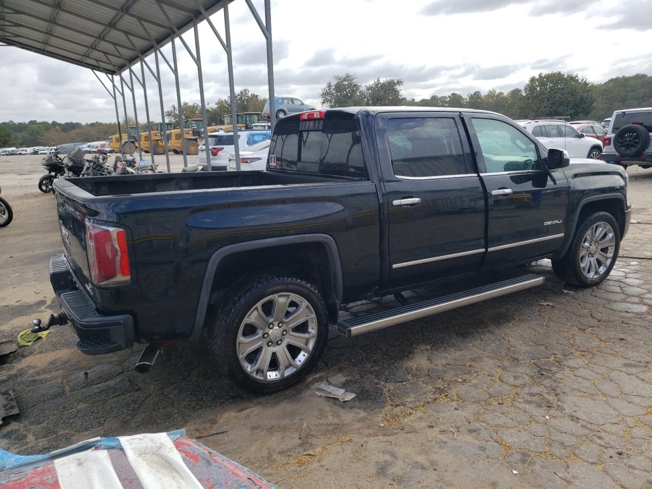 2018 GMC Sierra - Image 3