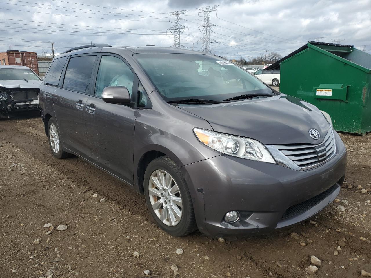 2013 Toyota Sienna - Image 4