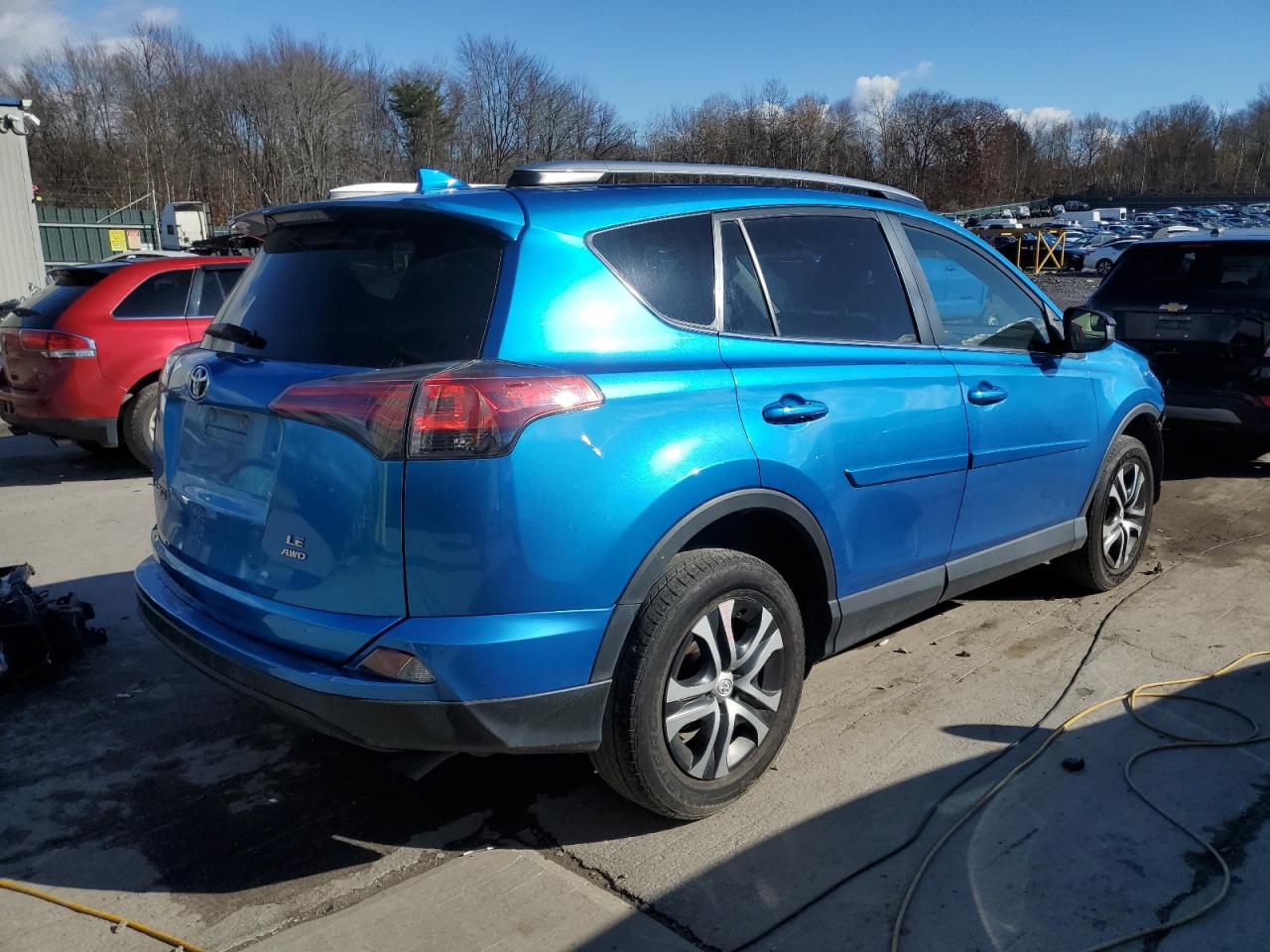 2017 Toyota RAV 4 - Image 3