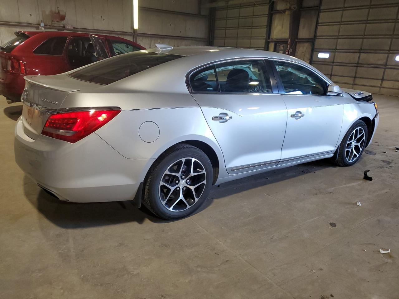 VIN 1G4G45G32GF174896 2016 BUICK LACROSSE no.3