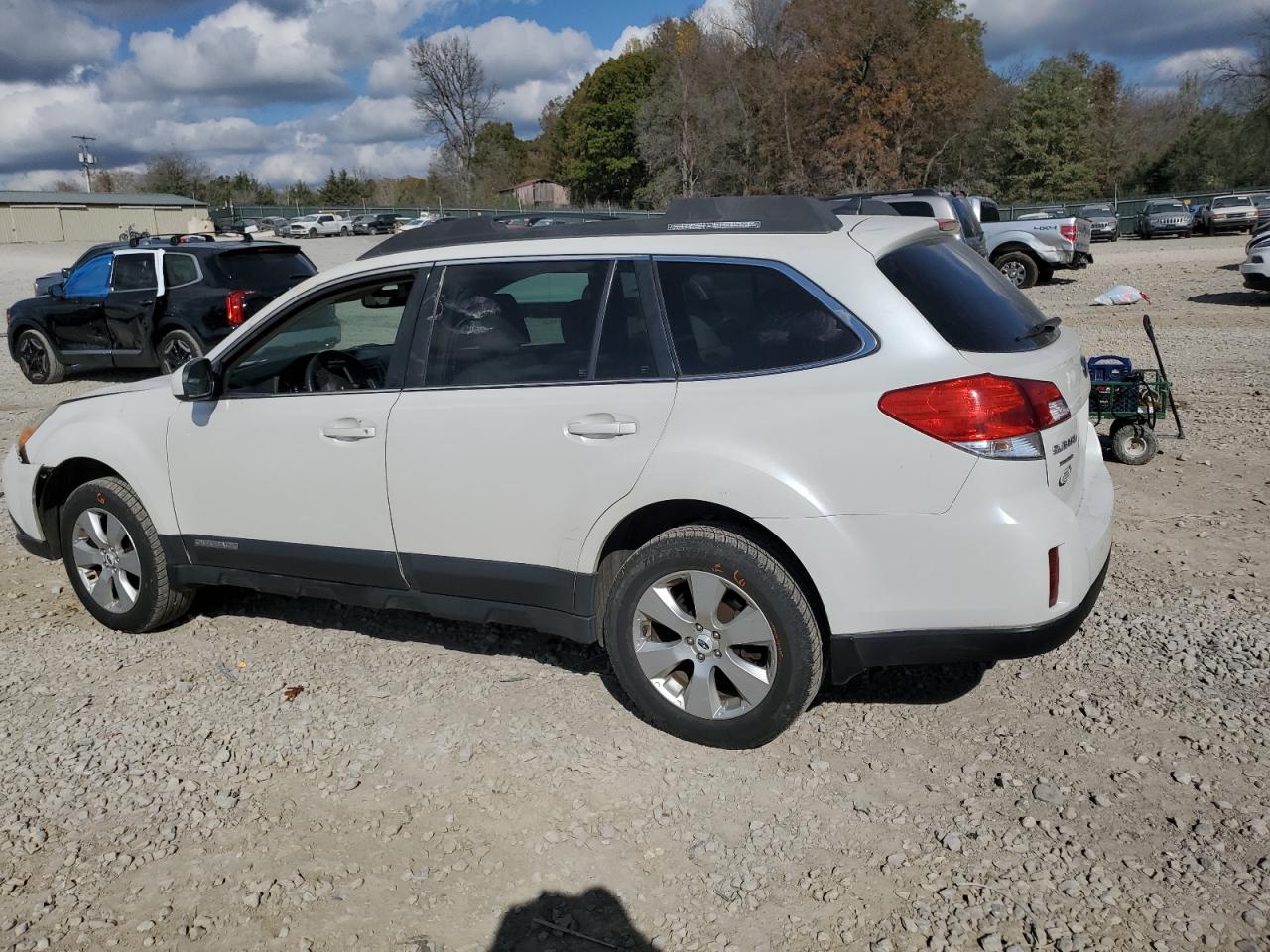 2012 Subaru Outback - Image 2
