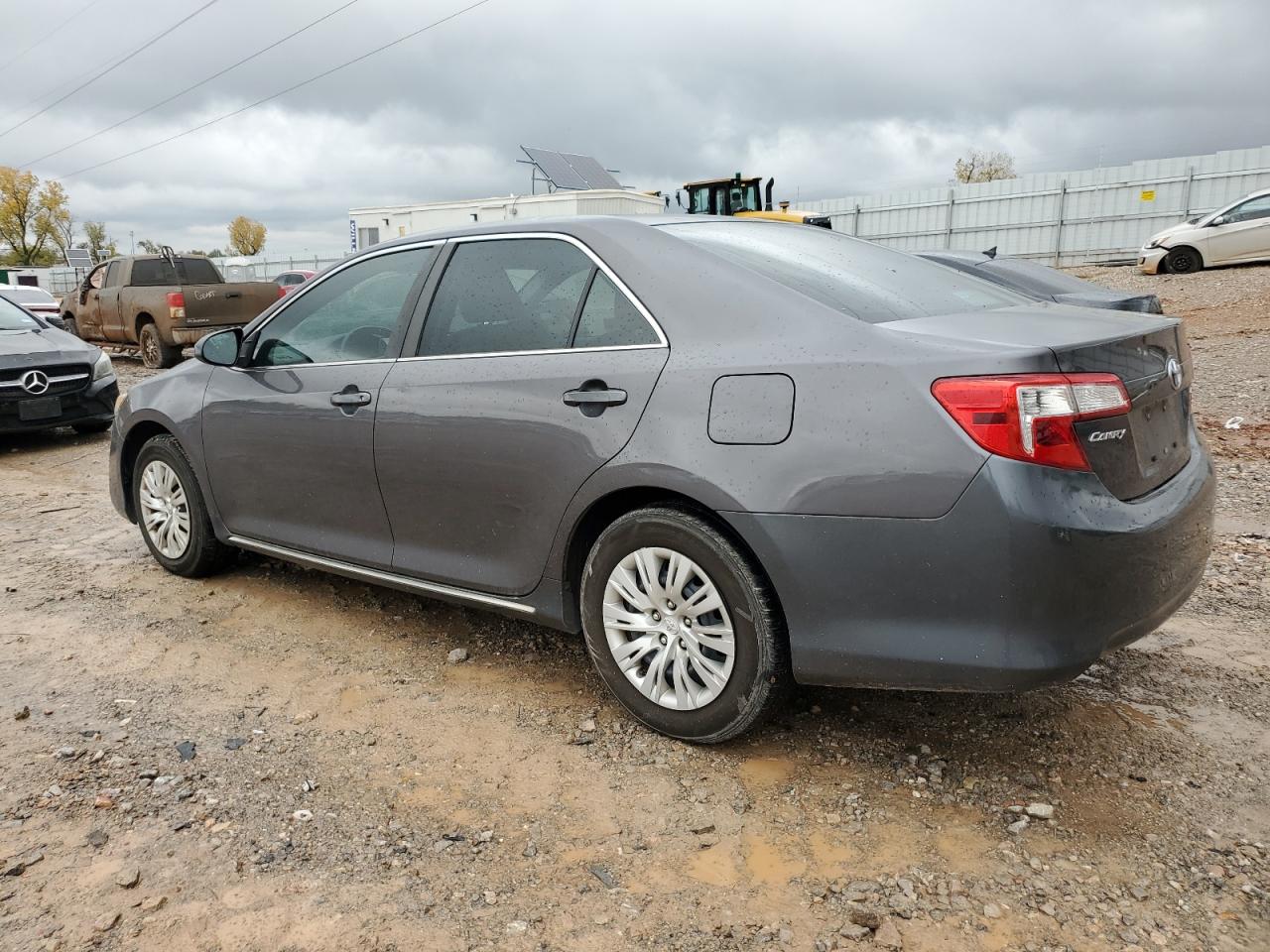 VIN 4T1BF1FK5DU714383 2013 TOYOTA CAMRY no.2