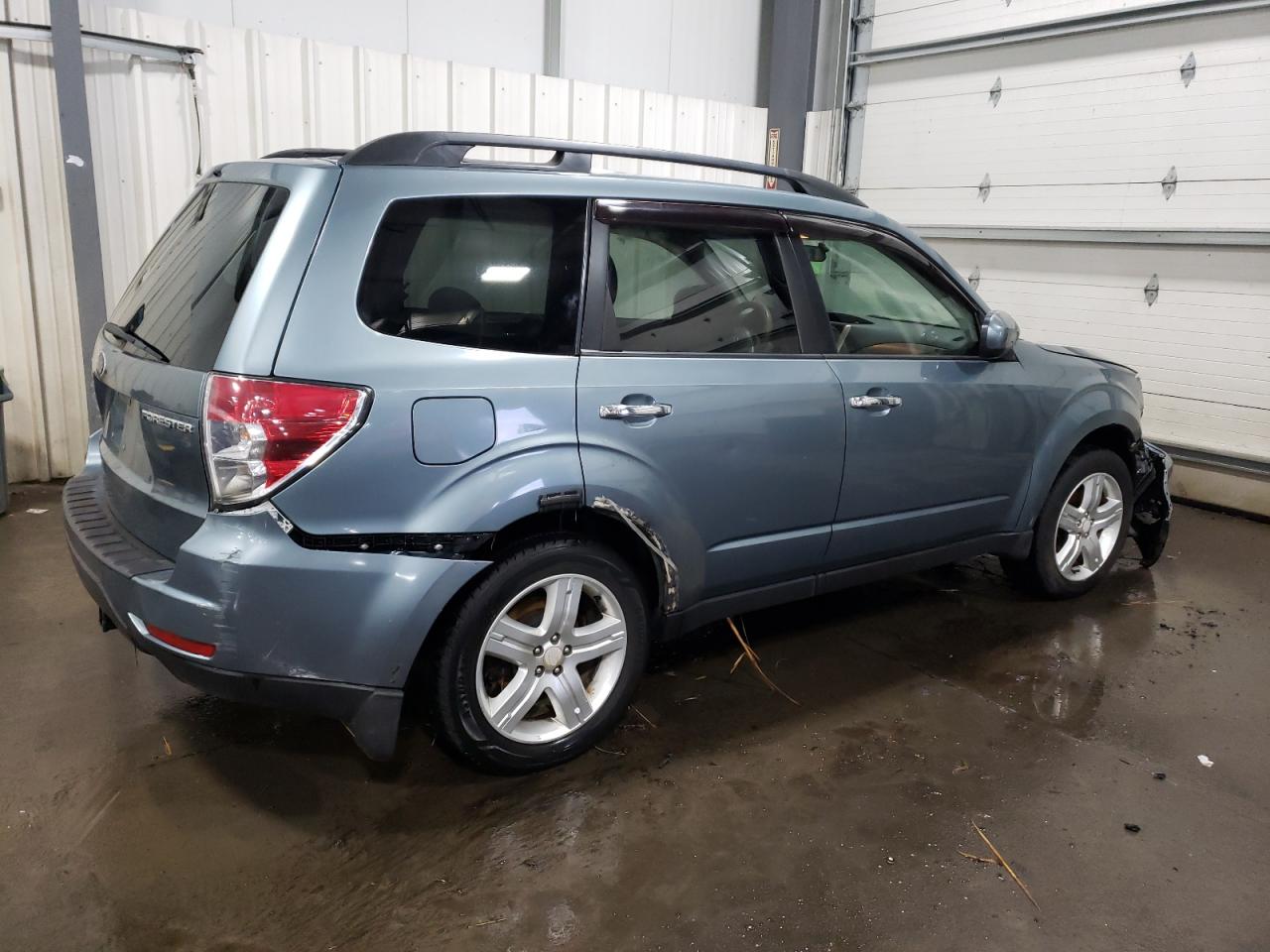 2009 Subaru Forester - Image 3