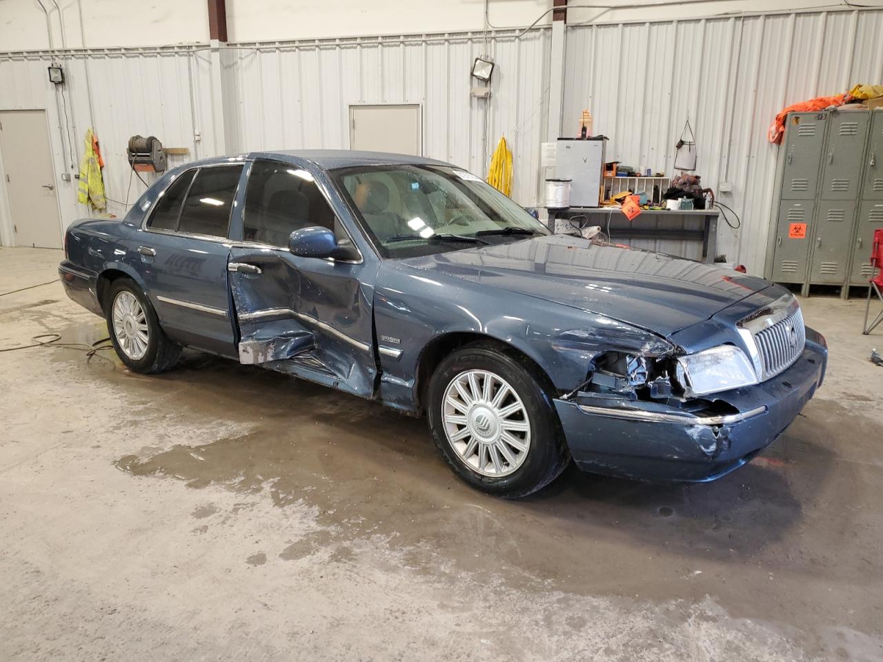 2009 Mercury Grand Marquis - Image 4
