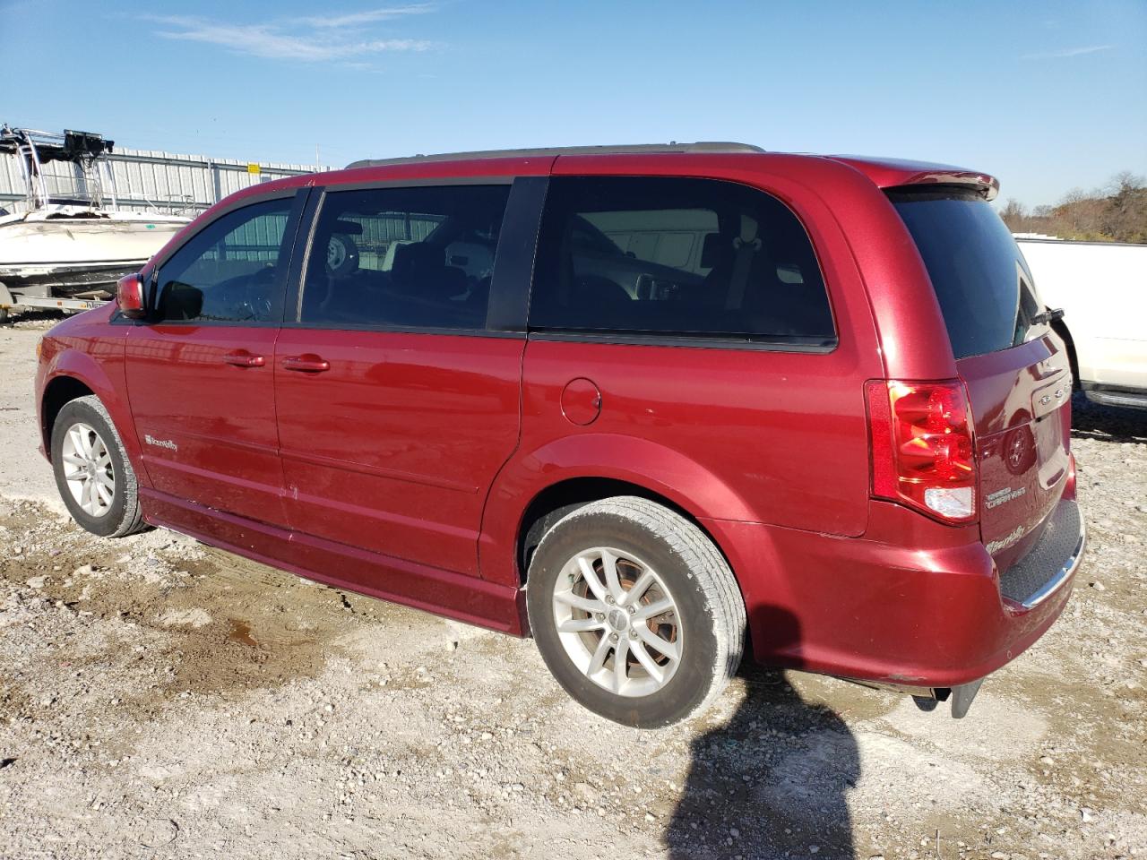 2016 Dodge Caravan - Image 2