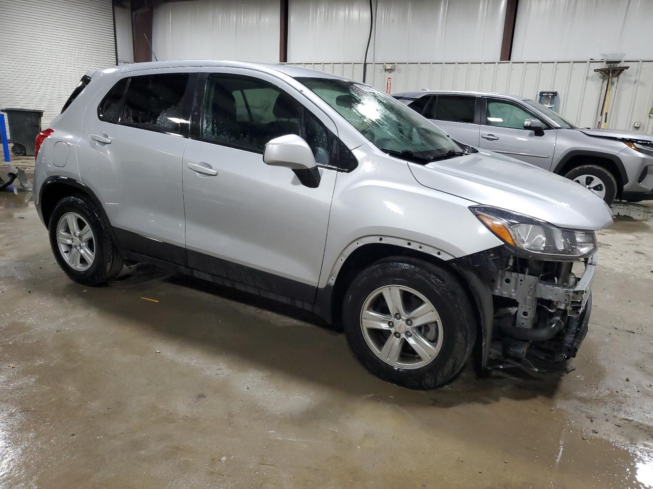 2019 Chevrolet Trax - Image 4