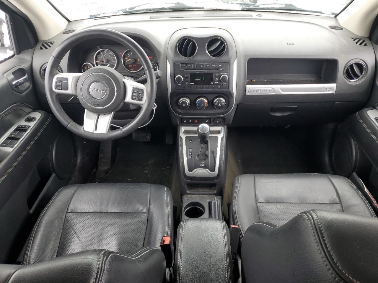 2016 Jeep Compass - Image 8