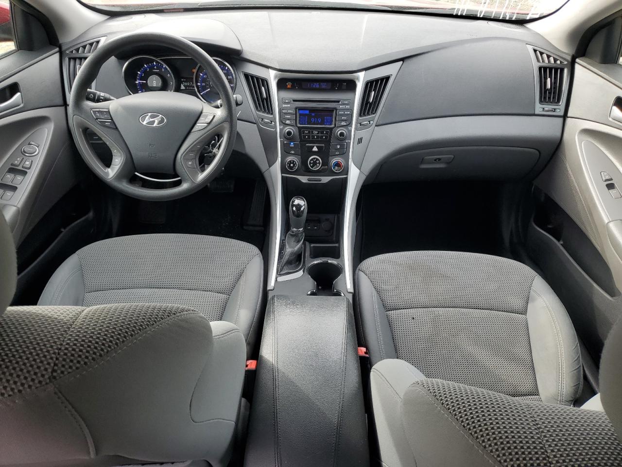 2014 Hyundai Sonata - Image 8