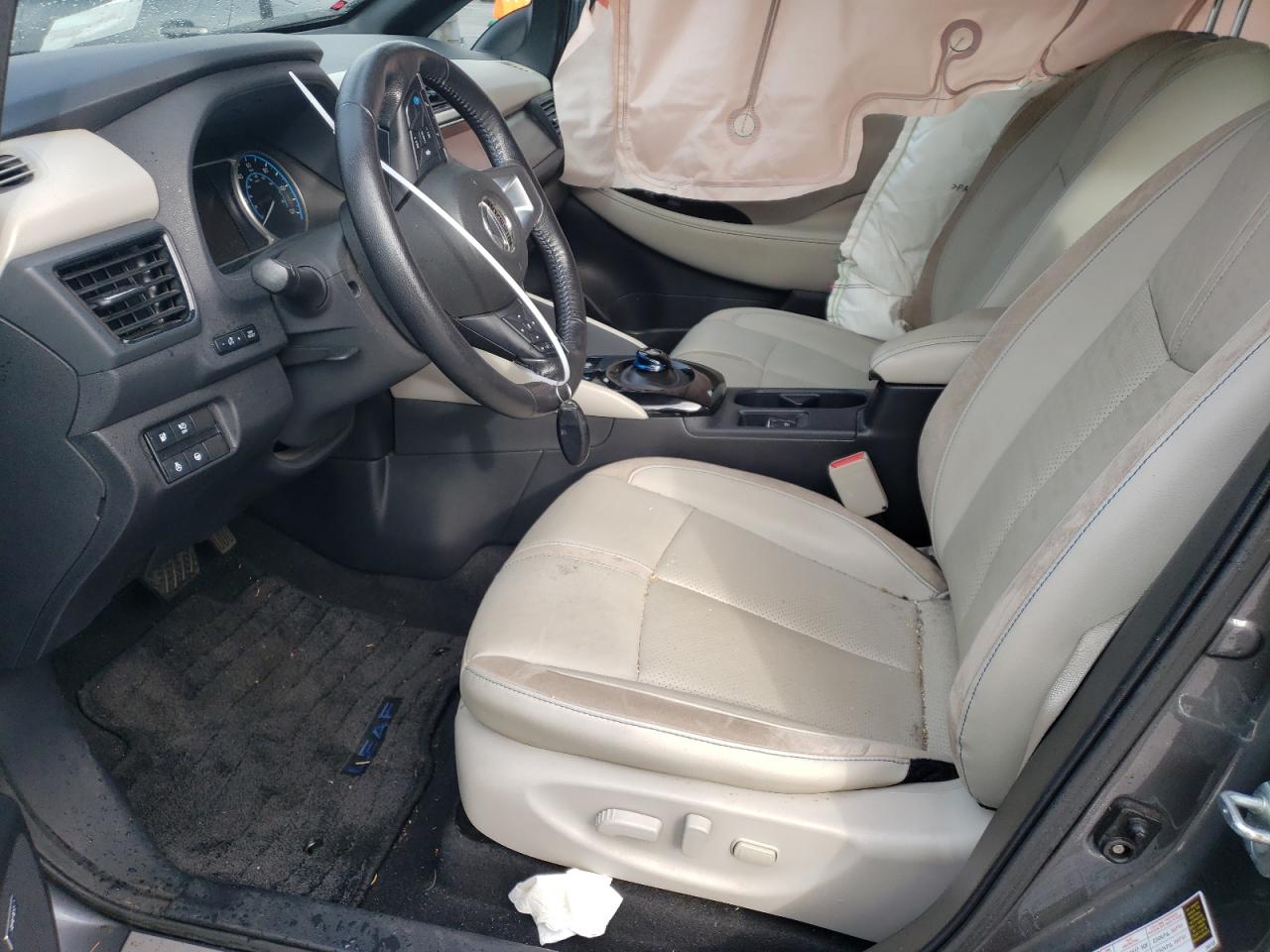 2019 Nissan Leaf - Image 7