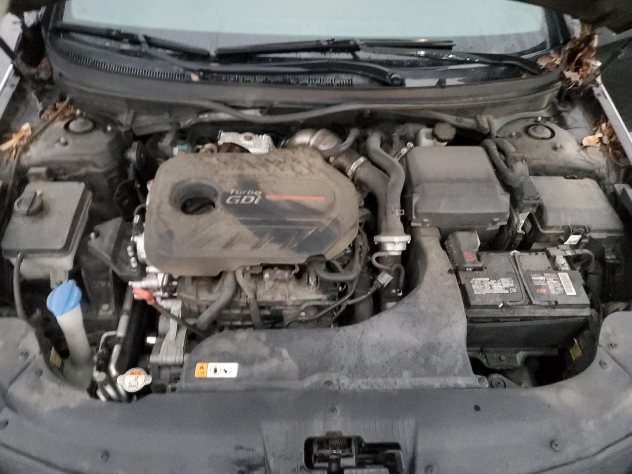 2015 Hyundai Sonata - Image 11