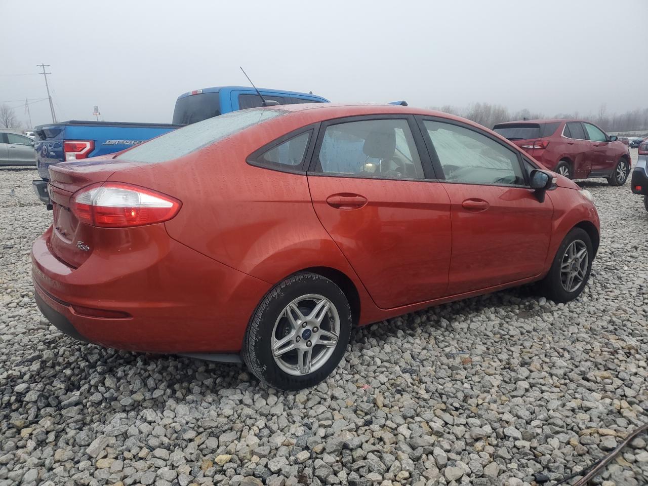 VIN 3FADP4BJ3KM104630 2019 FORD FIESTA no.3