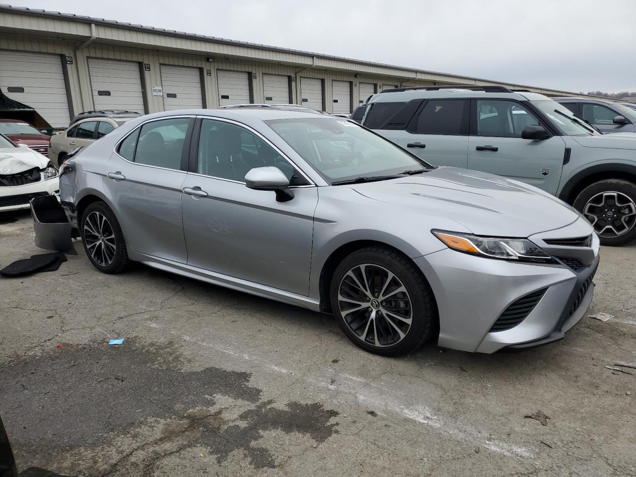 2019 Toyota Camry - Image 4