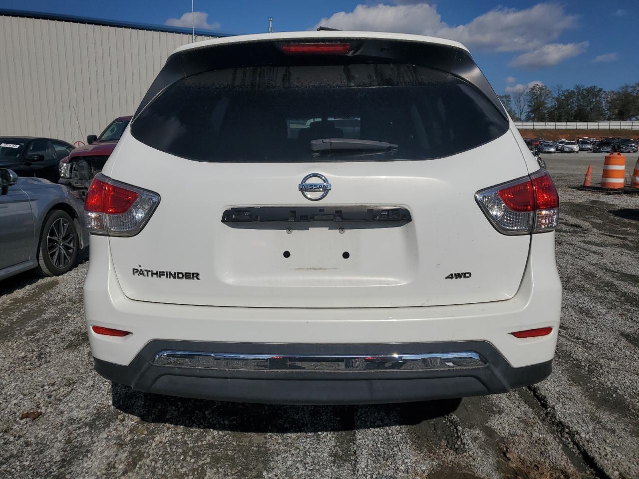 2014 Nissan Pathfinder S VIN: 5N1AR2MM5EC604258 Lot: 79708744