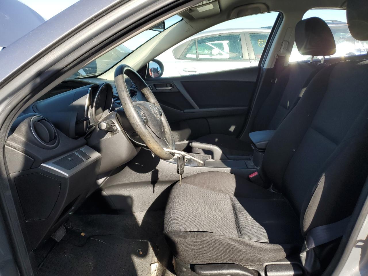 2011 Mazda 3 - Image 7