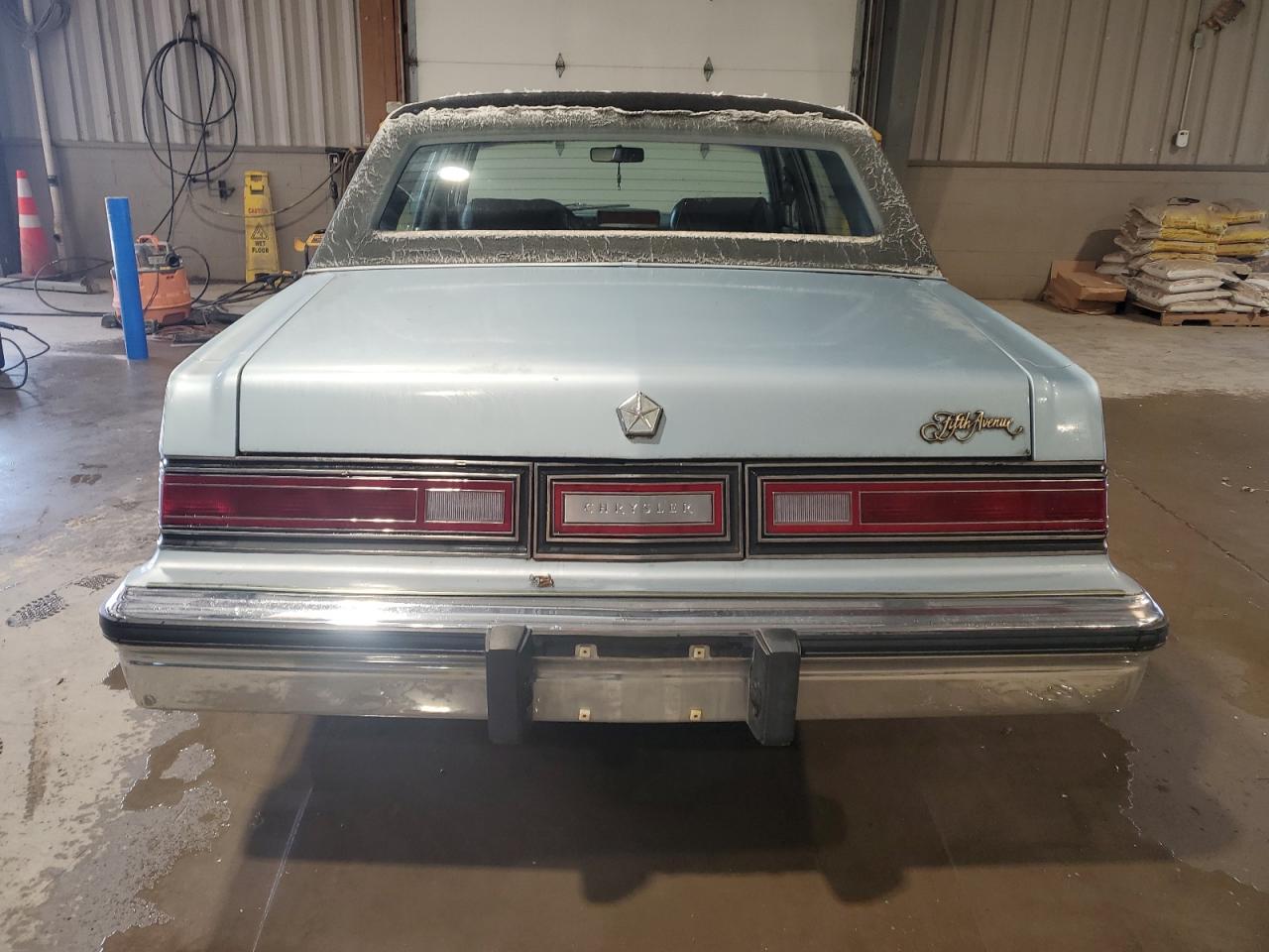 1988 Chrysler Fifth Avenue VIN: 1C3BF66P3JW156017 Lot: 77551944