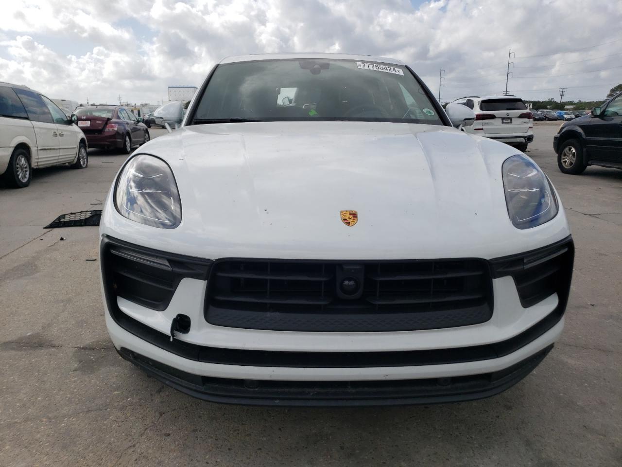 2024 Porsche Macan Base VIN: WP1AA2A51RLB15983 Lot: 77755424