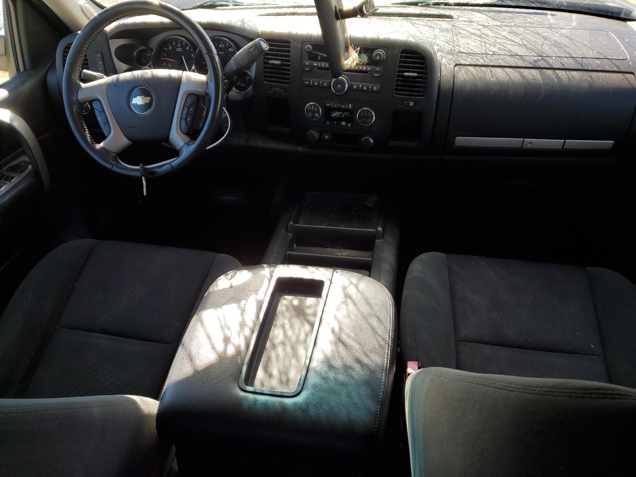 2009 Chevrolet Silverado - Image 8