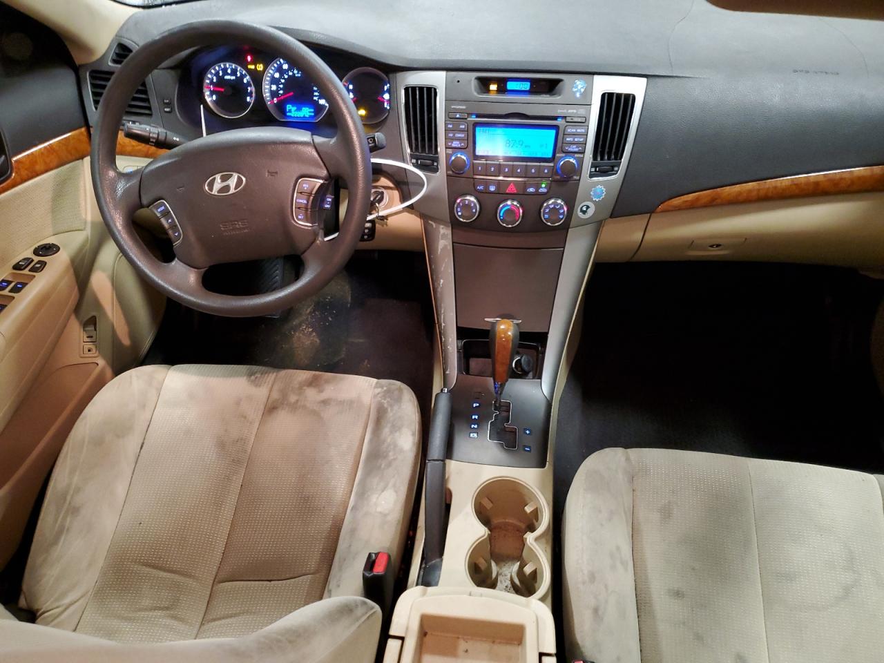 2009 Hyundai Sonata - Image 8