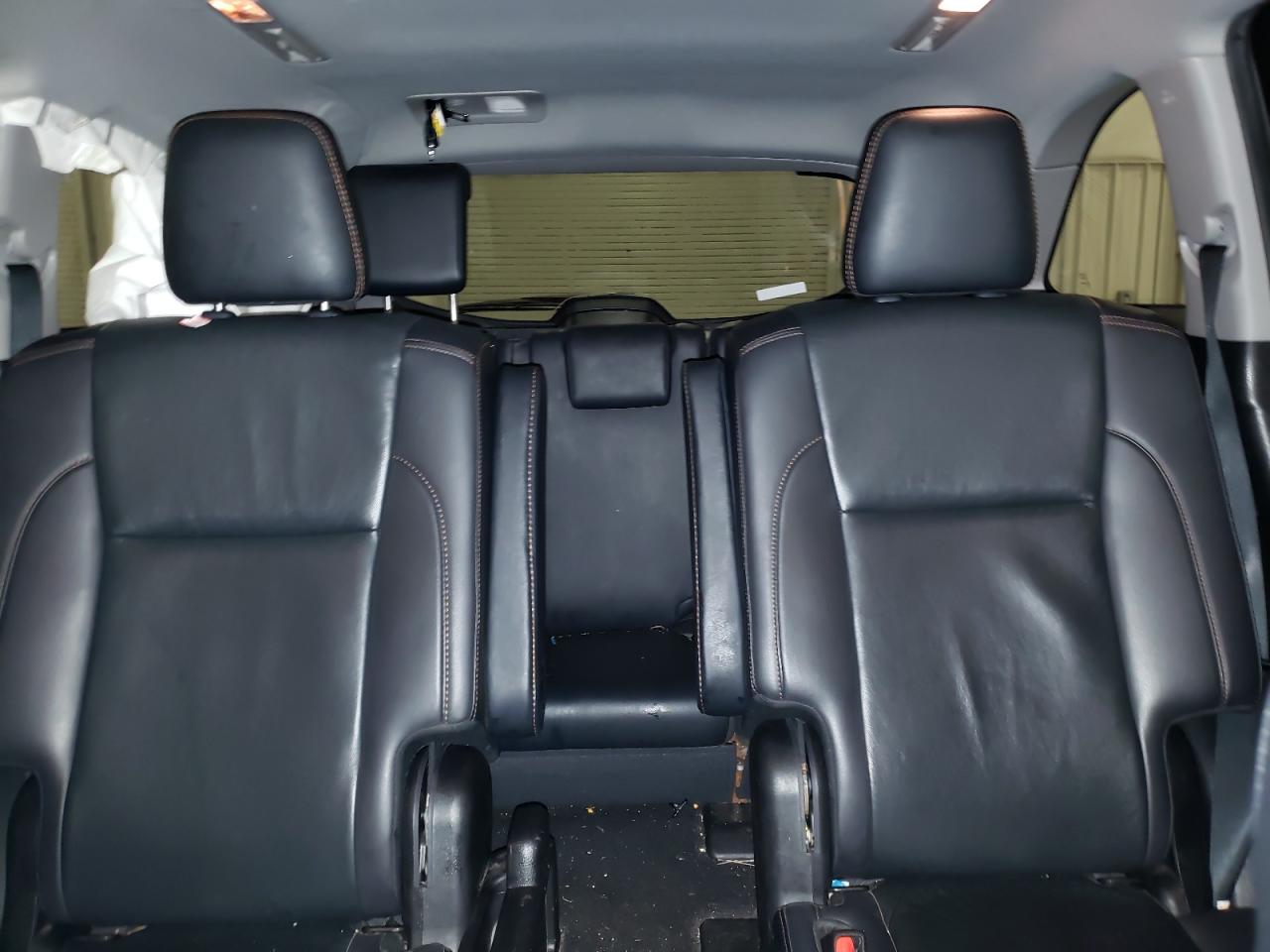 2019 Toyota Highlander - Image 10