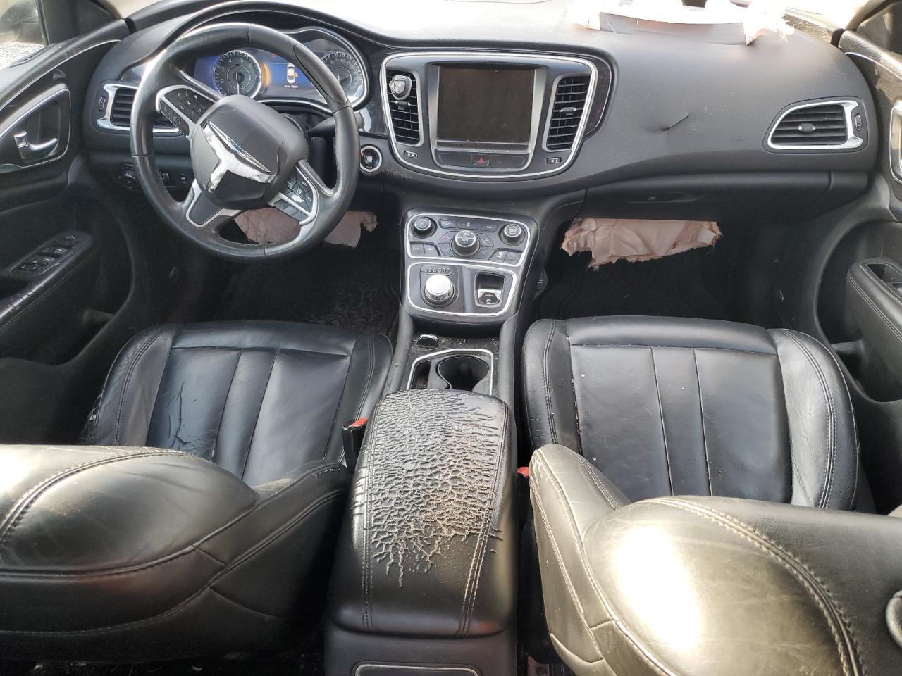 2015 Chrysler 200 - Image 8