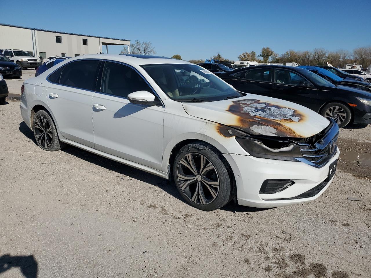 2020 Volkswagen Passat - Image 4