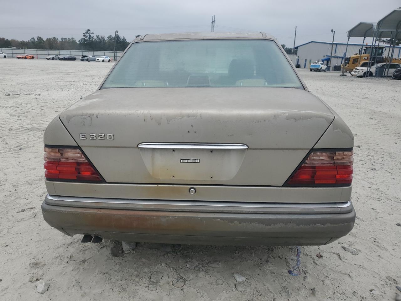 1995 Mercedes-Benz E 320 Base VIN: WDBEA32E3SC269106 Lot: 79201154