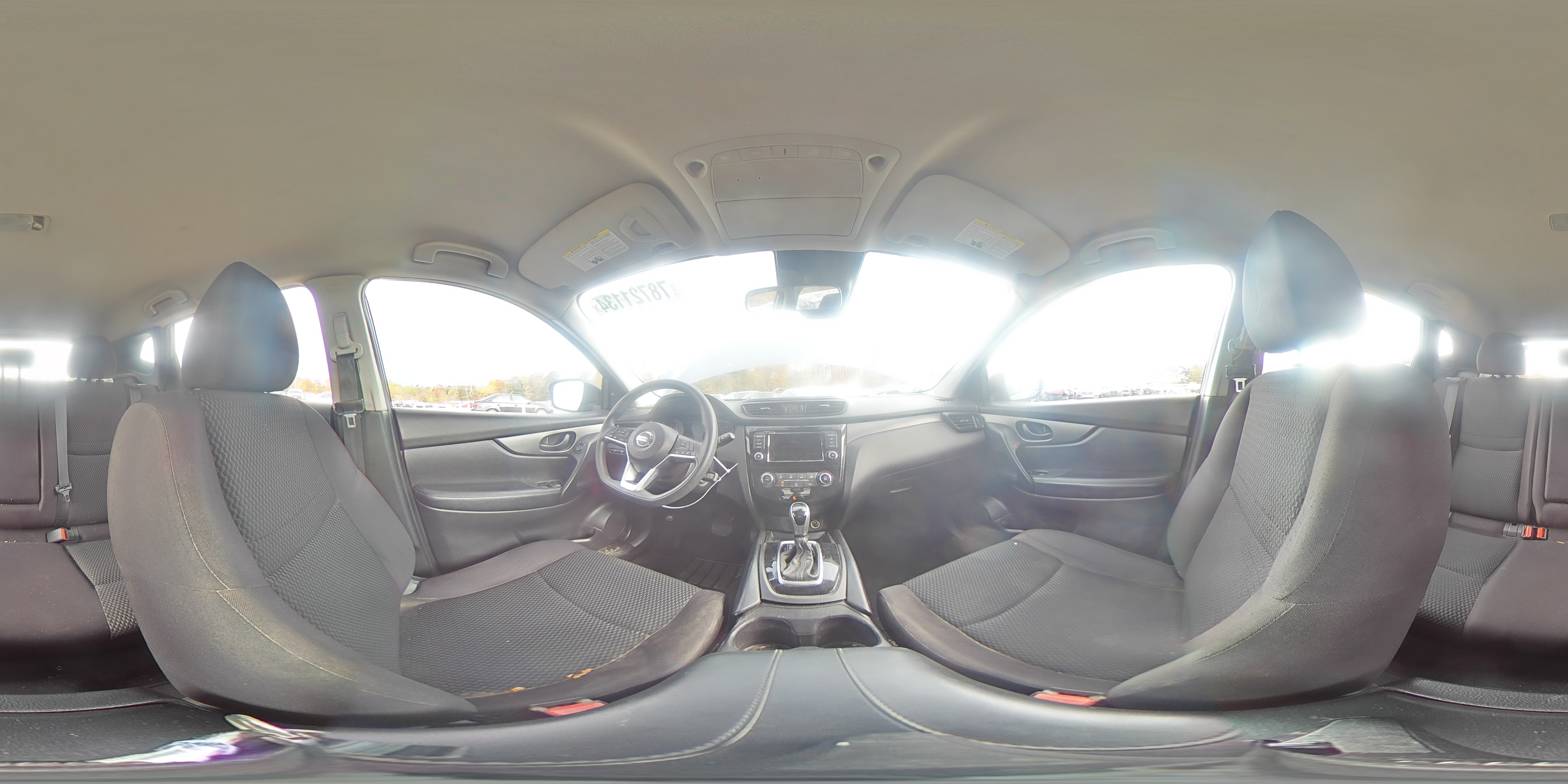 2021 Nissan Rogue - Image 14
