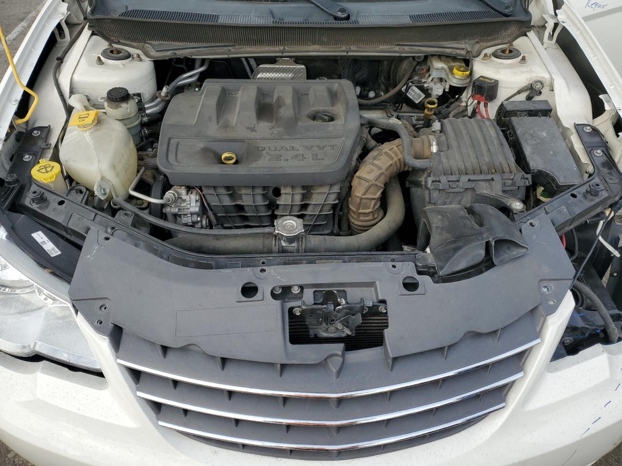 2008 Chrysler Sebring - Image 11