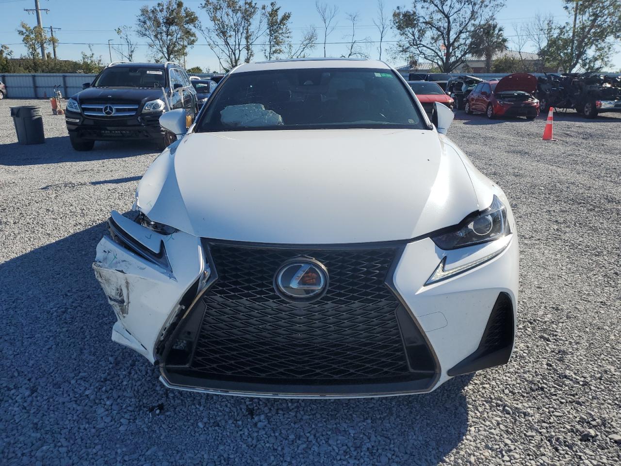 2020 Lexus IS - Image 5