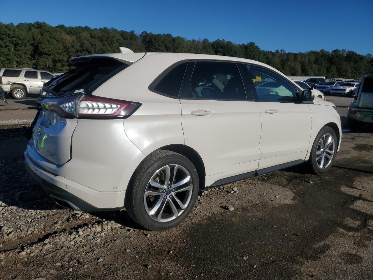 2015 Ford Edge - Image 3