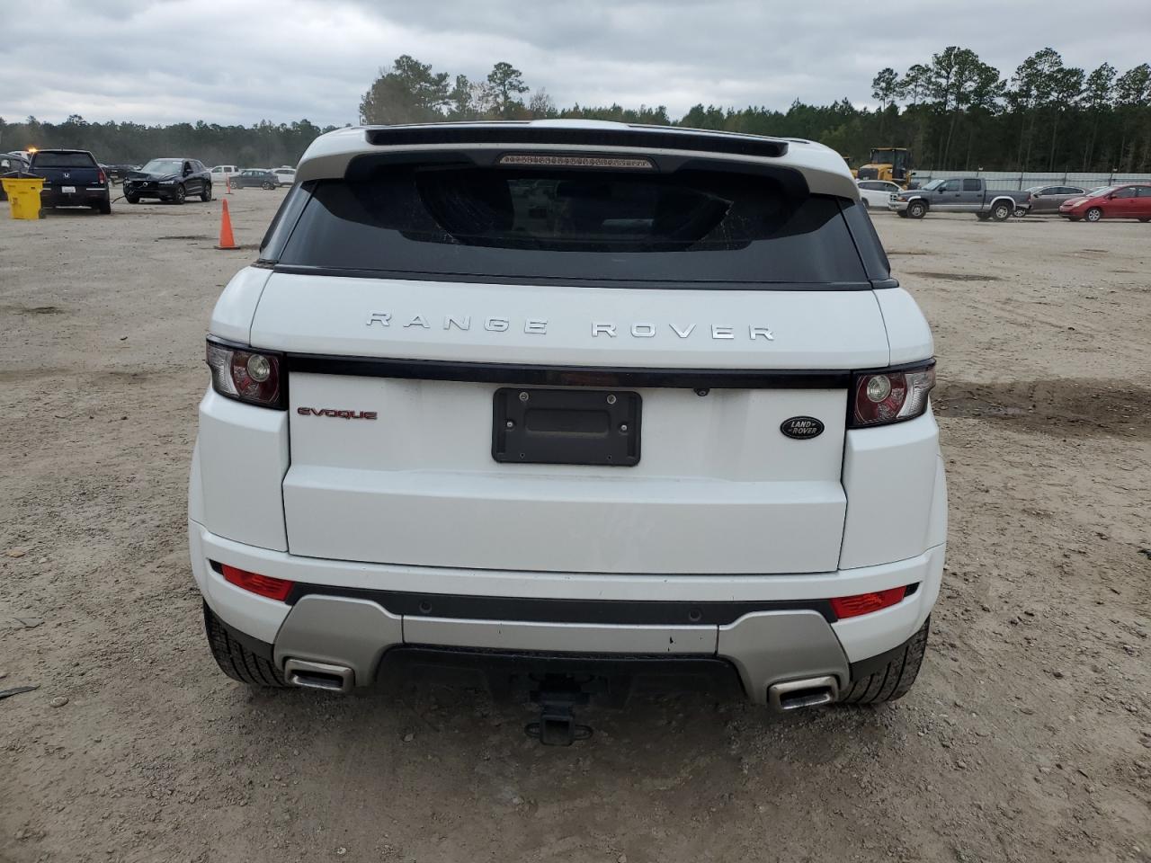 2012 Land Rover Range Rover - Image 6