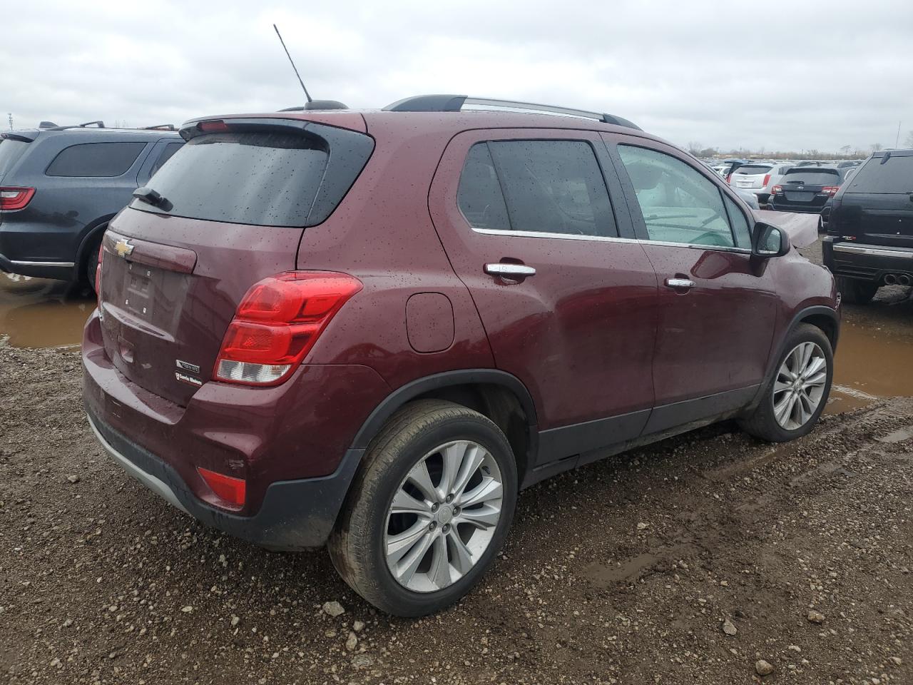 2017 Chevrolet Trax - Image 3