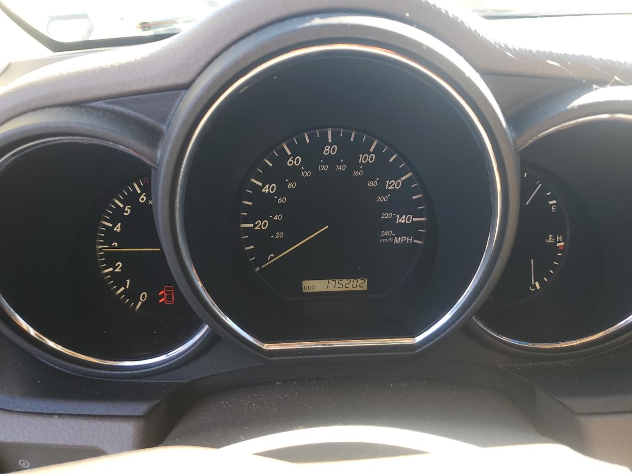 2009 Lexus RX - Image 9