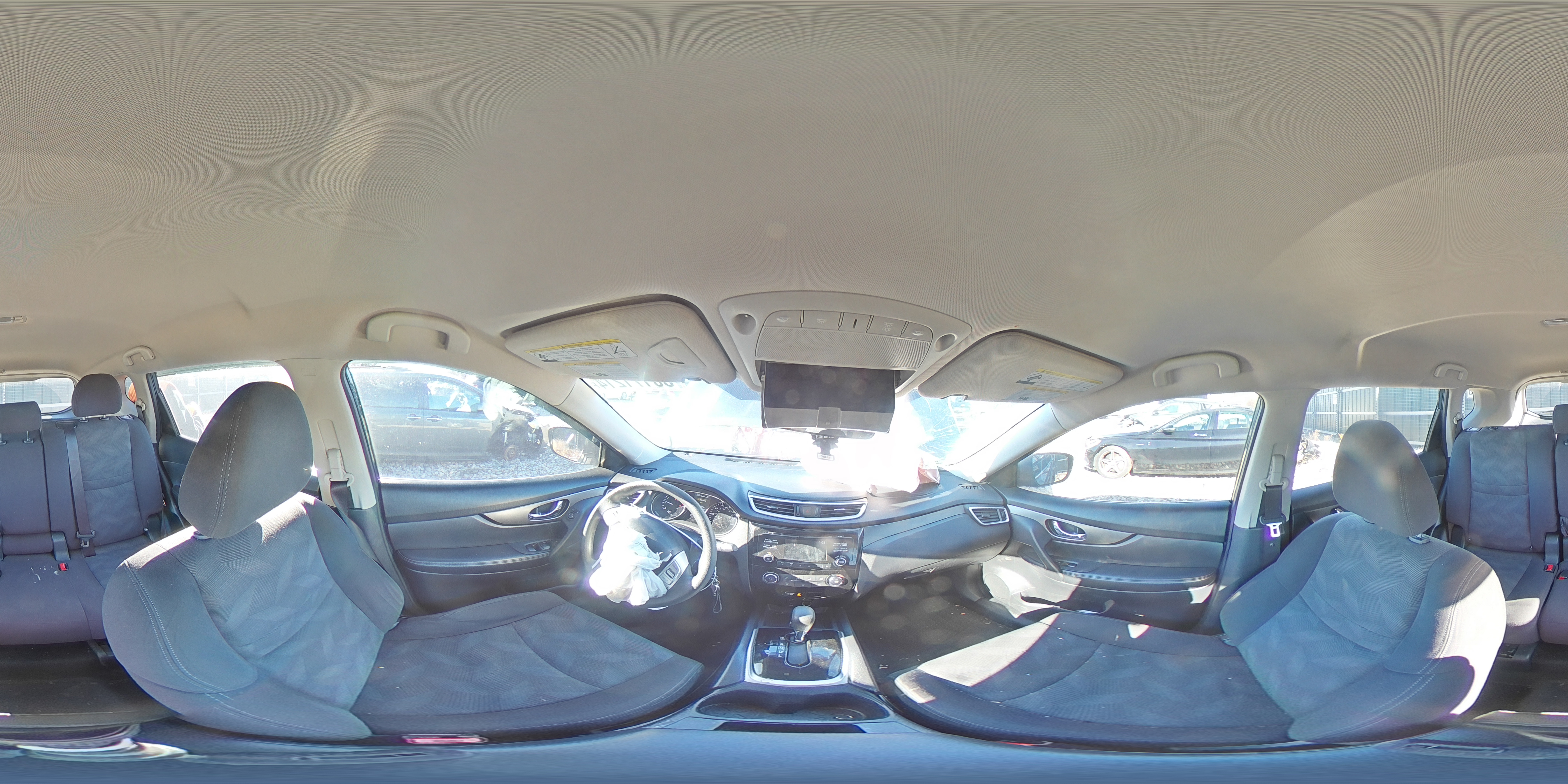 2016 Nissan Rogue - Image 13