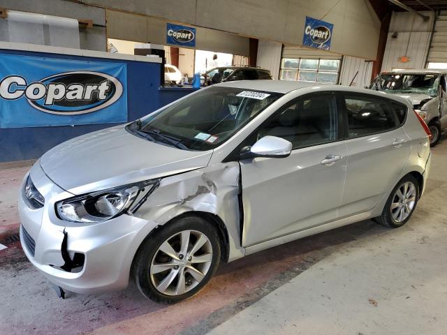  HYUNDAI ACCENT 2013 Серебристый