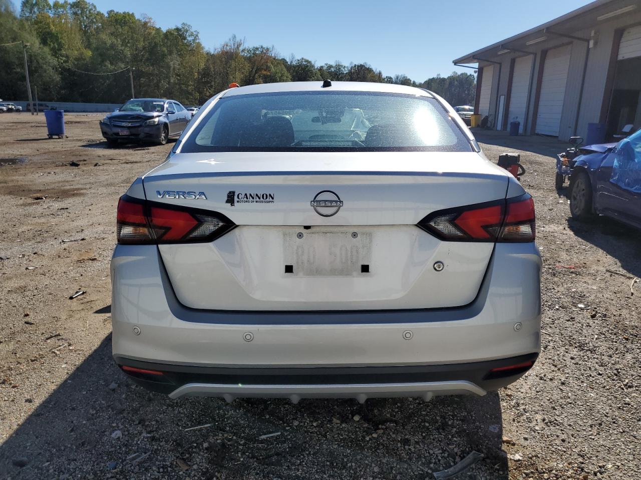 2024 Nissan Versa S VIN: 3N1CN8DV8RL818470 Lot: 79954574